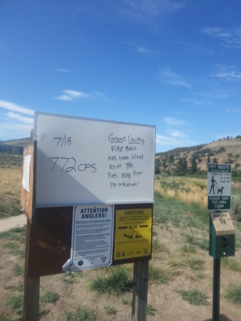 sign by the pumphouse Colorado River put in reading 772 CFS