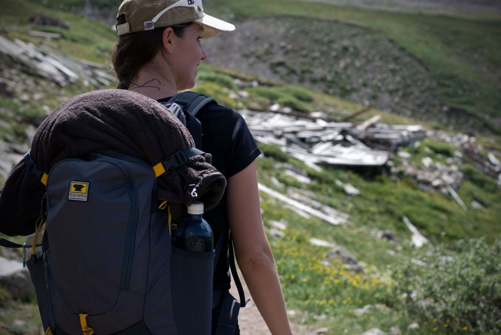 Bailey hikes with the Mountainsmith Wraith 25 up Mt. democrat