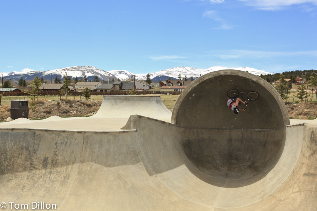Danny Bovee gets upside down in the capsule at the edwards, co skate park